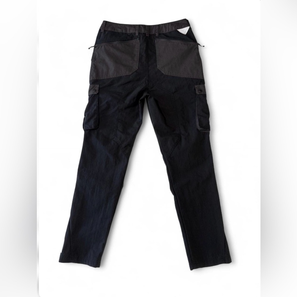 Men’s Adidas Originals x White Mountaineering 6 Pocket Pants Utility Black - Picture 2 of 7